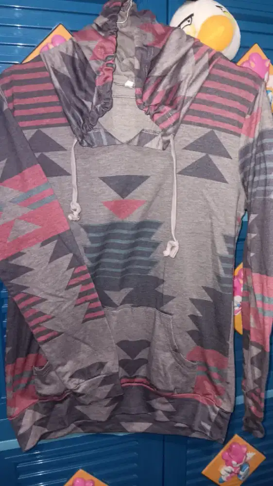 Sweater bahan kaos