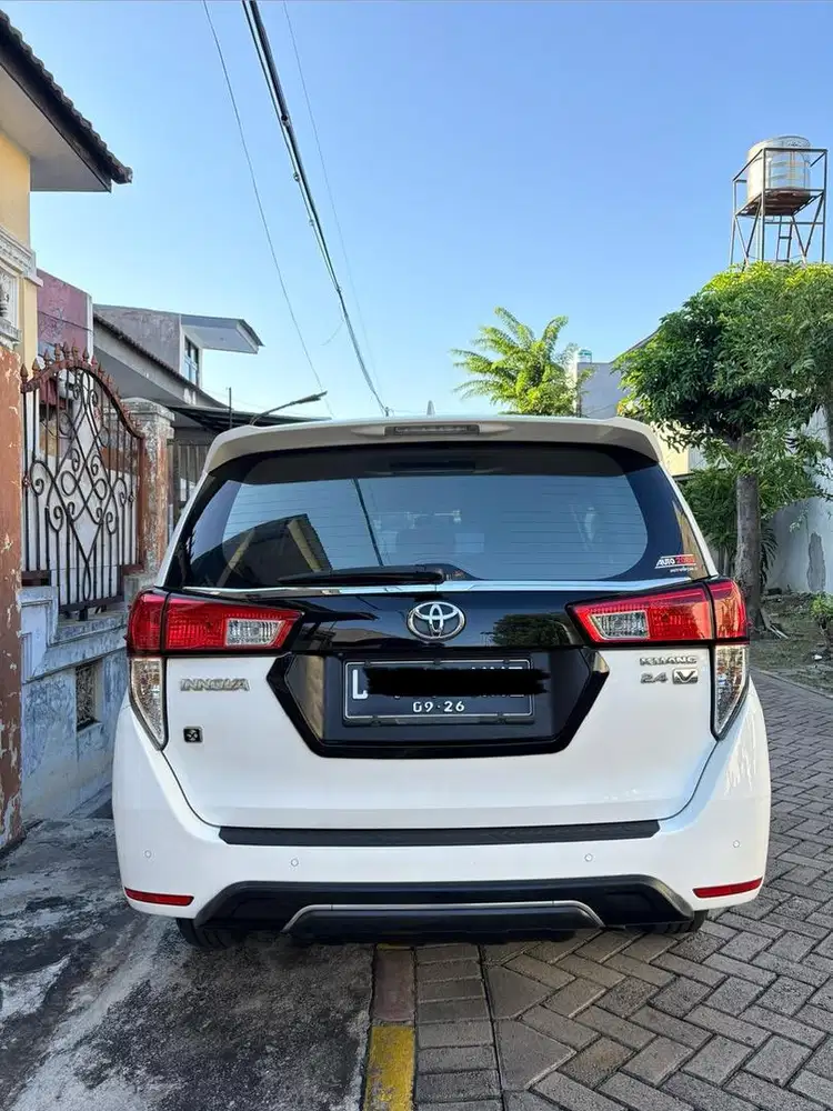 Toyota Kijang Innova Reborn V 2.4 AT, 2021