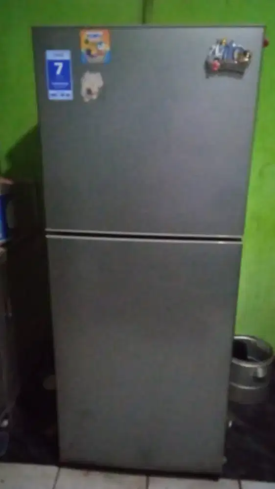 Kulkas AQUA 2 pintu