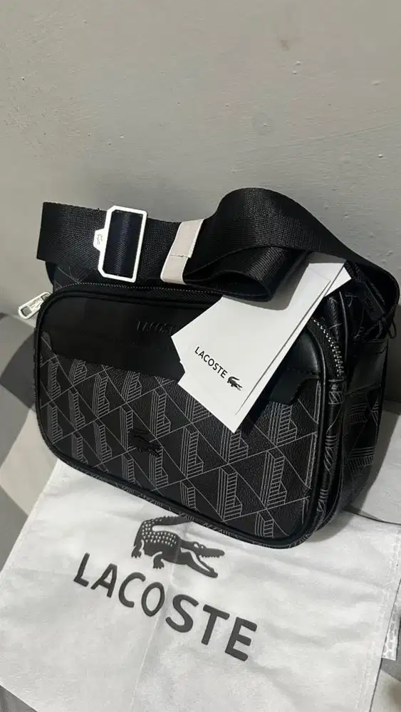 shoulder bag lacoste