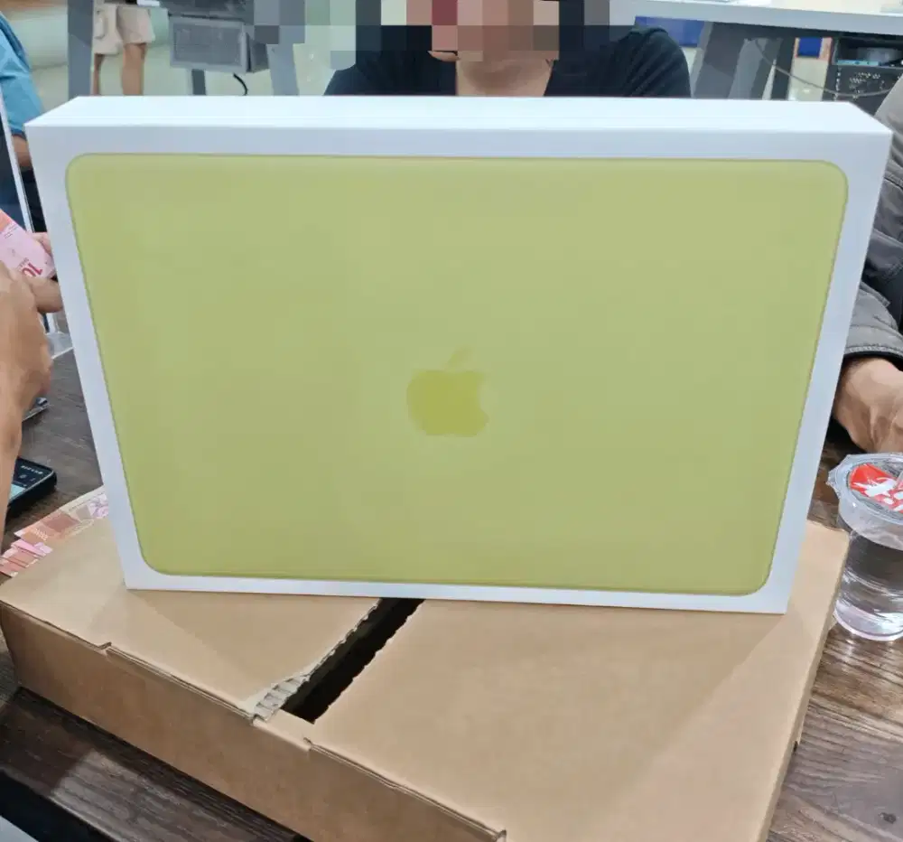 Macbook Neo promo cicilan syarat cukup KTP tanpa DP