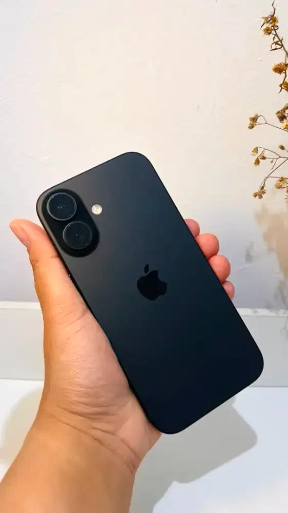 Iphone 16 128gb second like new garansi on