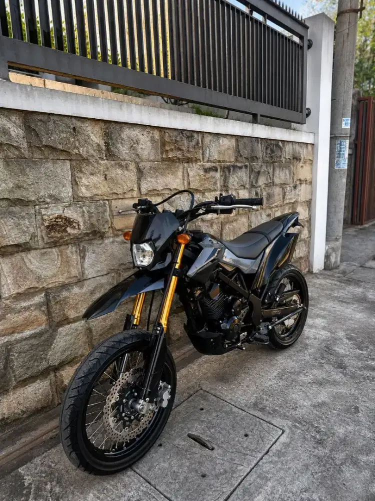 Klx dtraker SE 
Thn nik 2022