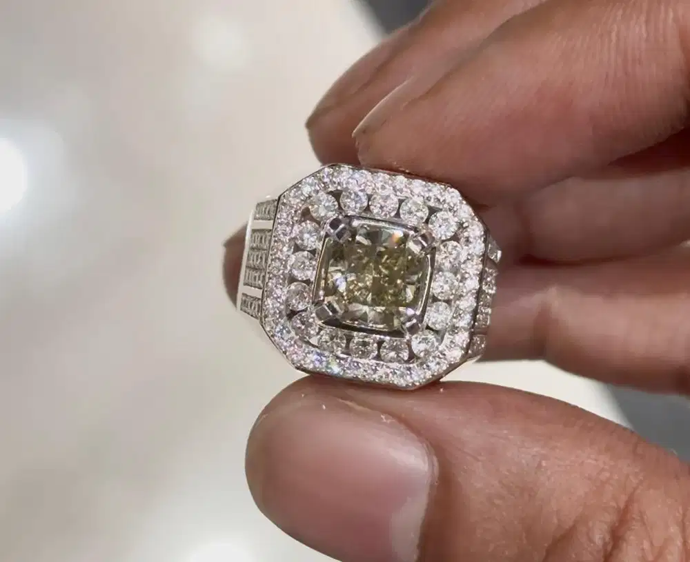 Berlian fancy 2.16 crt ring emas full berlian