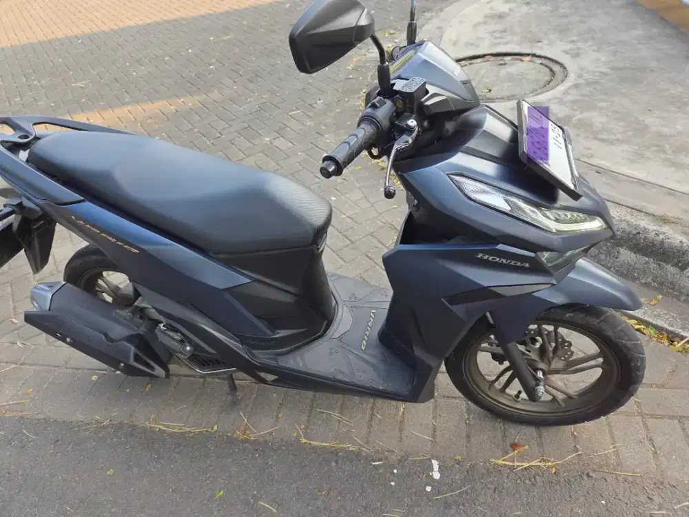 Vario 125 cbs iss 2024 LOW KM 11rb
