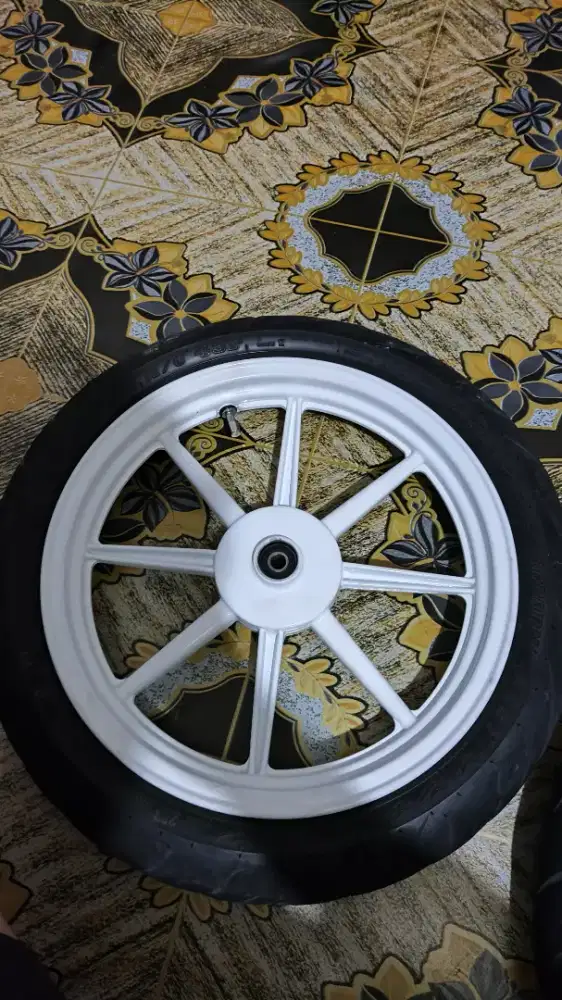 Ban + Velg vrossi P8