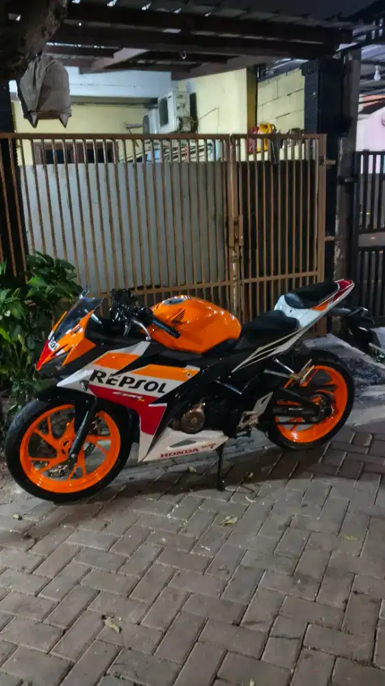 honda cbr 150r istimewa