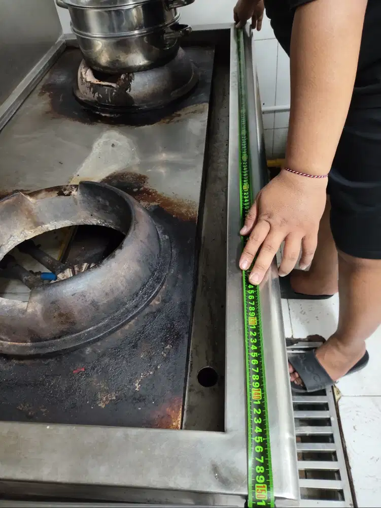Kwali range dua tungku, second kondisi siap pakai, brand custom