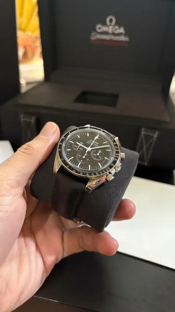 Omega speedmaster