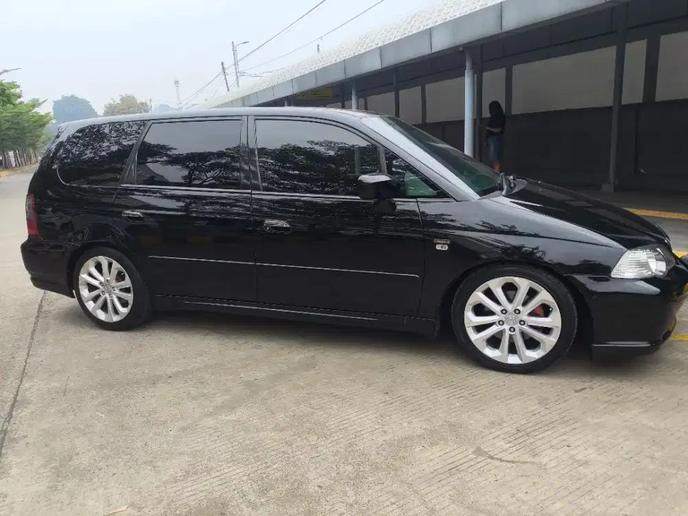Honda Odyssey Ra6 Absolute Japan tahun 2003 kondisi terawat
