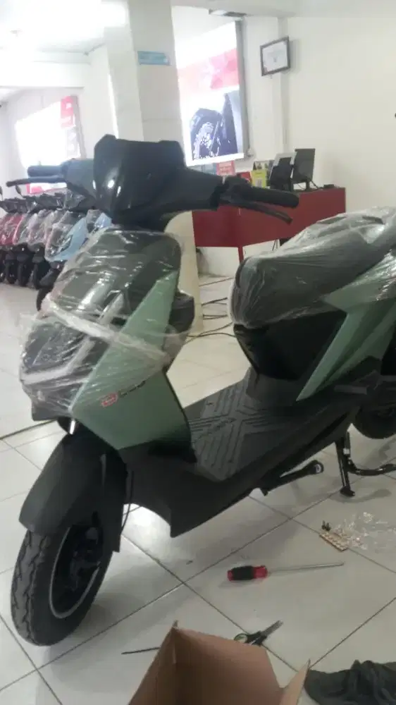 Sepeda Listrik Uwinfly D66B