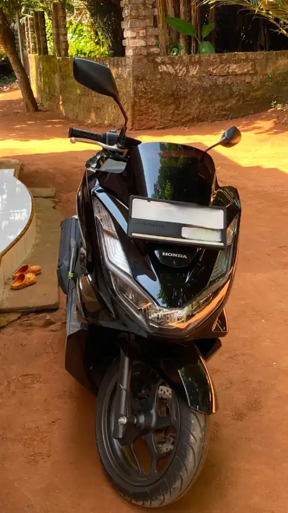 JUAL MOTOR PCX 160 TAHUN 2023