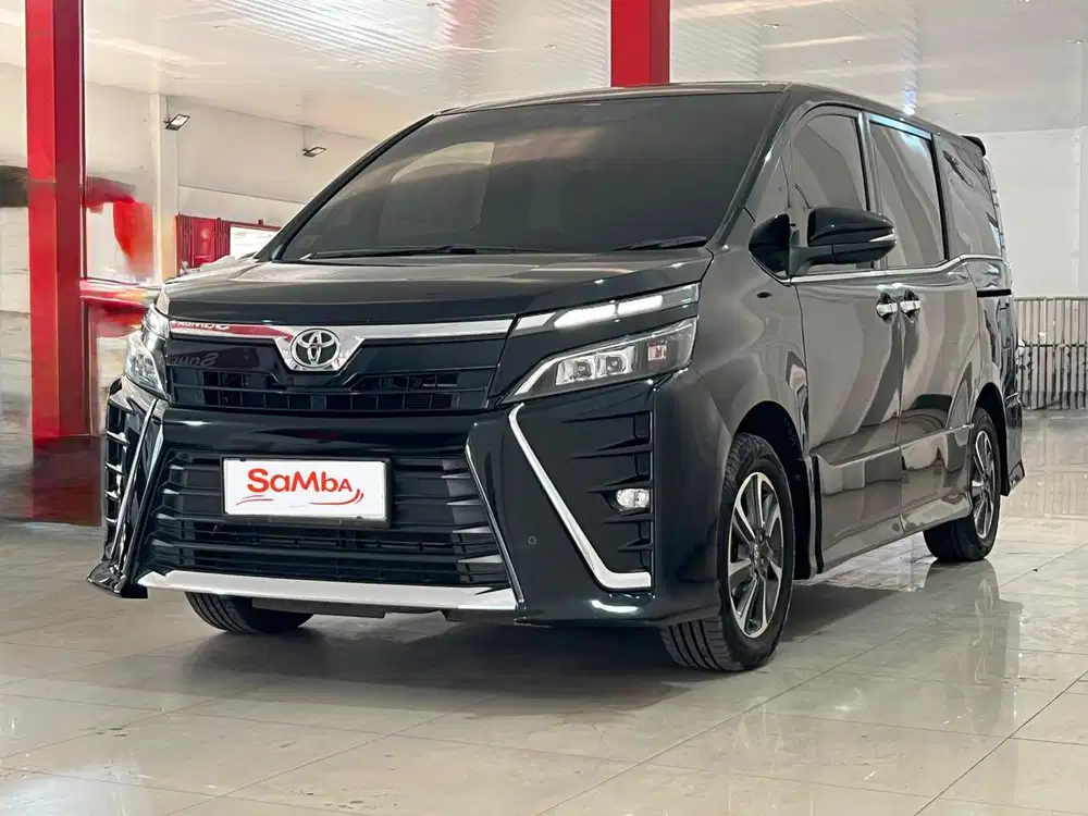 SUPER ISTIMEWA LIKE NEW !! KM 67rb !! VOXY 2.0 AT PANORAMIC 2019