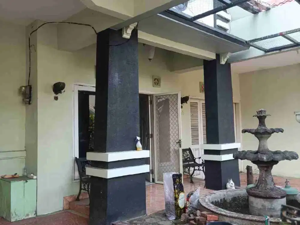 Disewakan rumah asri, nyaman, 2 lantai Semi Furnish Deltasari