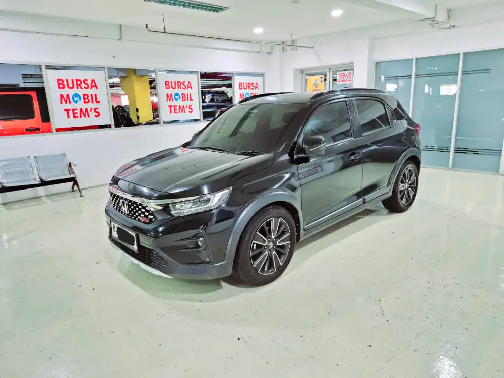 KM 20 RB! HONDA WRV RS SENSING 2024 AUTOMATIC FULL SPEC GRESH NIK 2023