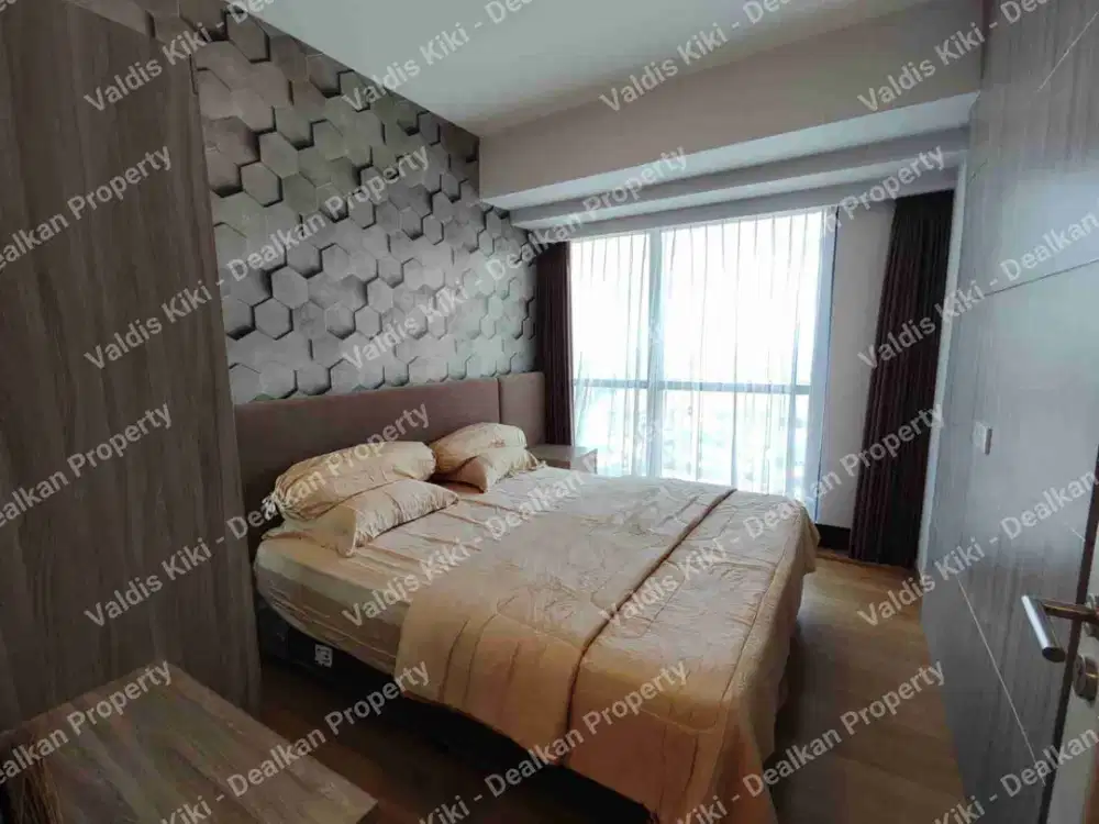 APARTEMEN THE PEAK TUNJUNGAN 2 BEDROOM FULLY FURNISHED