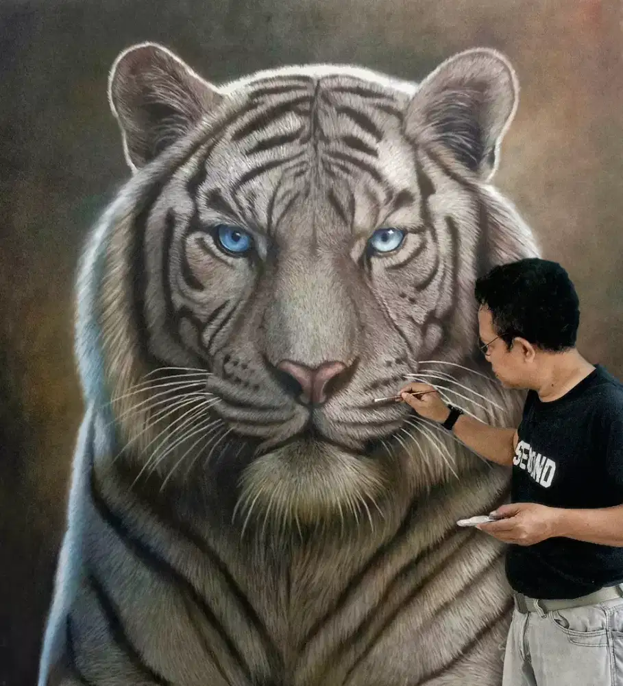 Lukisan harimau putih