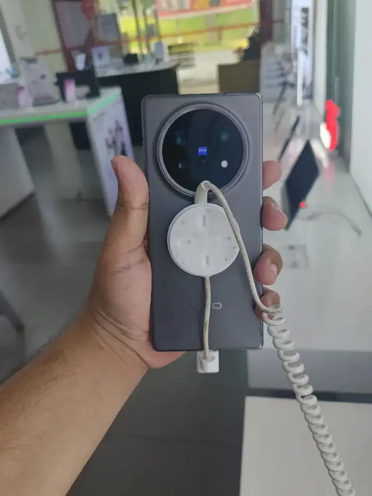 VIVO X FOLD5 KAMERA SUPER JERNIH BISA ZOM 100X BATRE AWET 6000MAH+80W