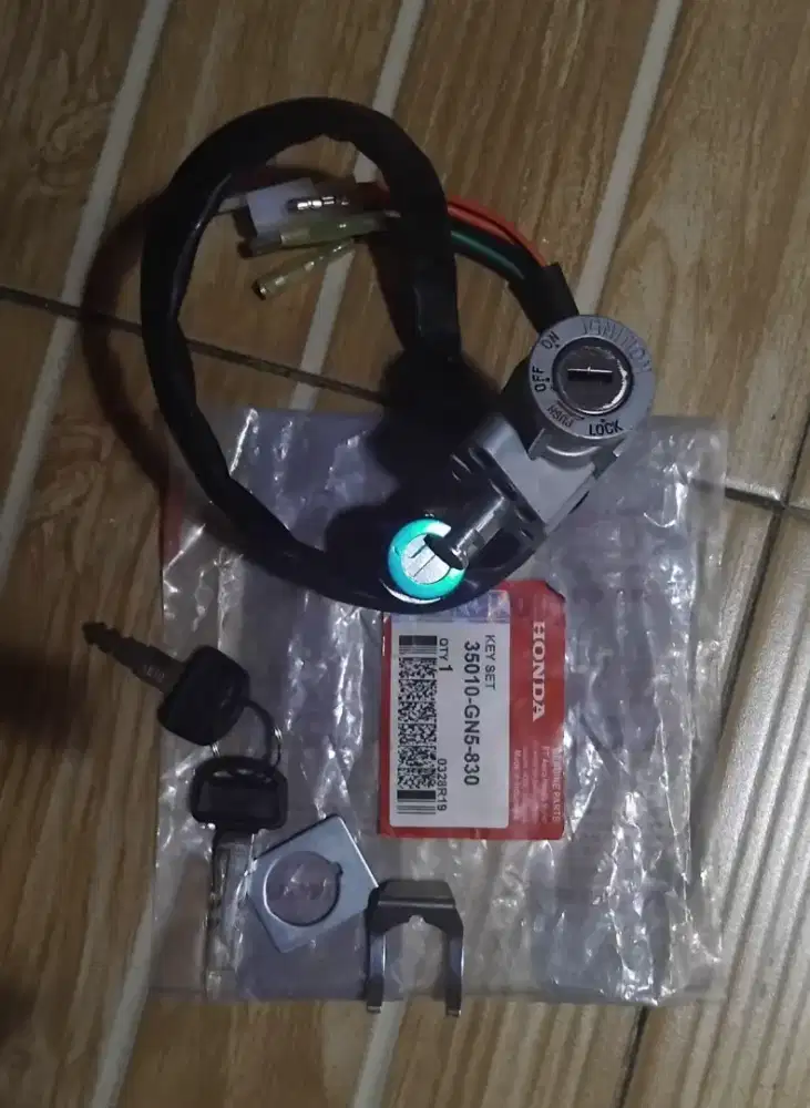 Kunci Kontak Motor