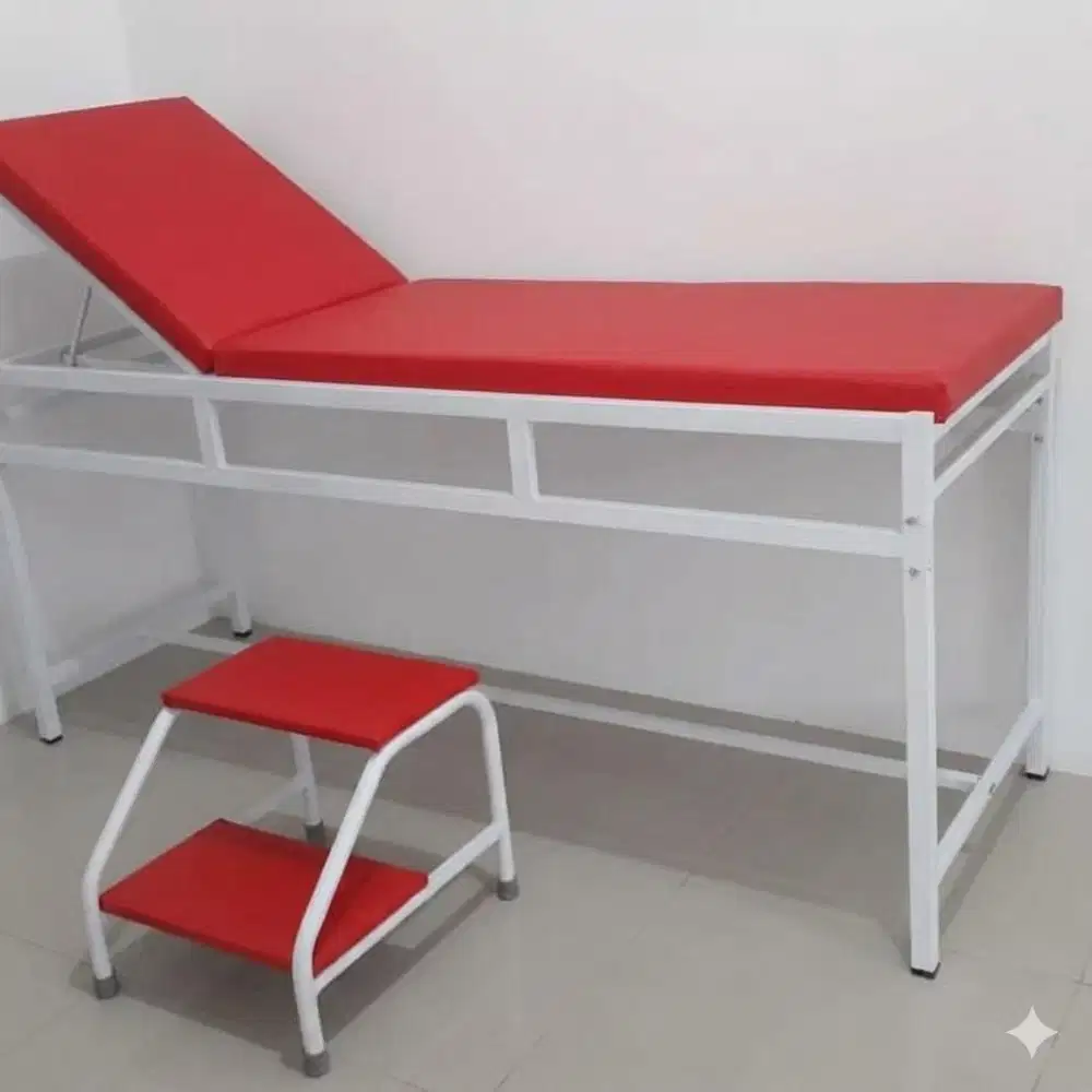 Meja bed periksa pasien