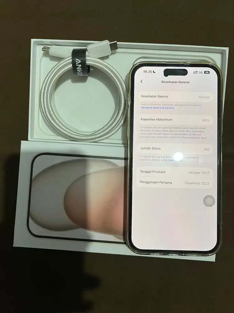 Iphone 15 plus normal