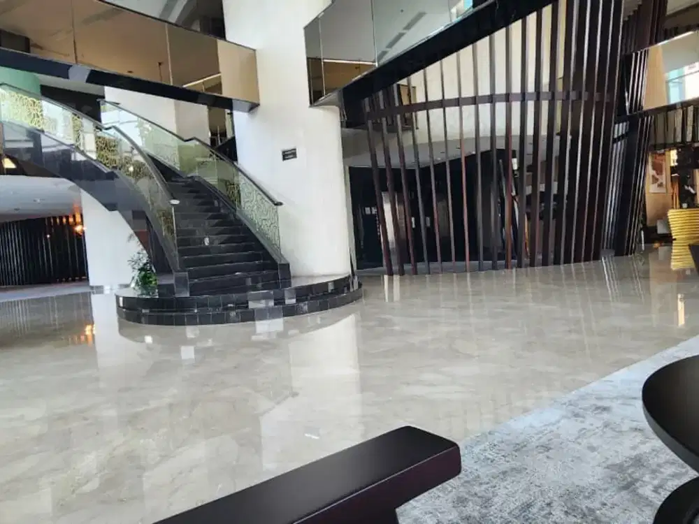 Dijual Murah Apartemen Kempinski Private Residence. Lantai Tinggi. View Bagus