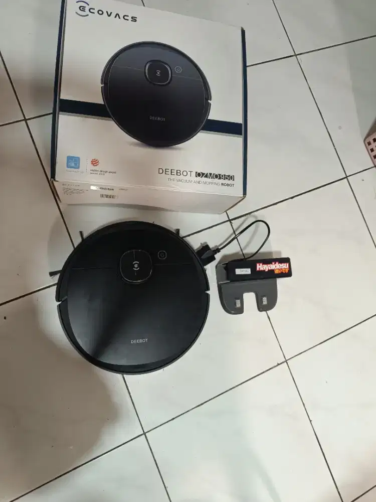 ECOVACS DEEBOT OZMO 950