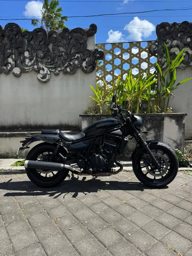 Kawasaki eliminator SE tt rebel