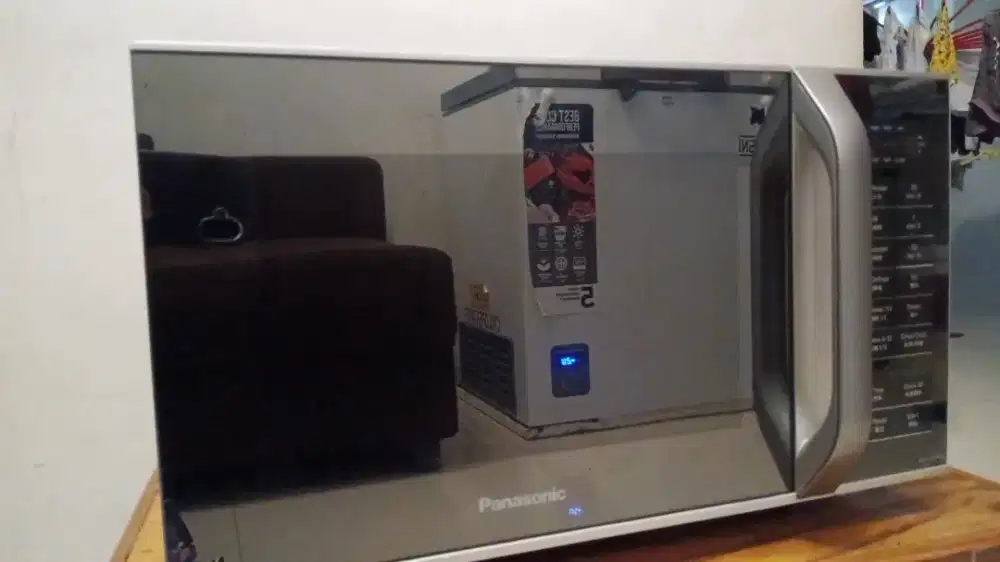 Dijual Oven microwave NN-GT35HM
