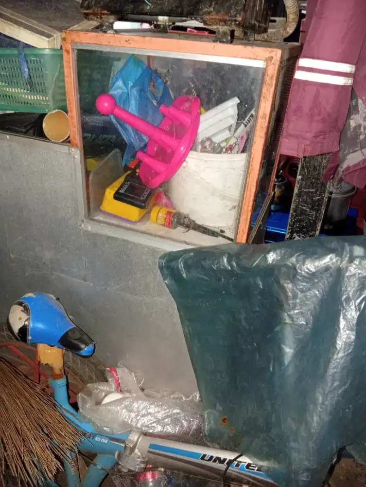 Gerobak Dorong Ukuran Sedang
