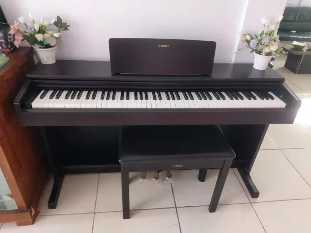 Piano Yamaha YDP 105R