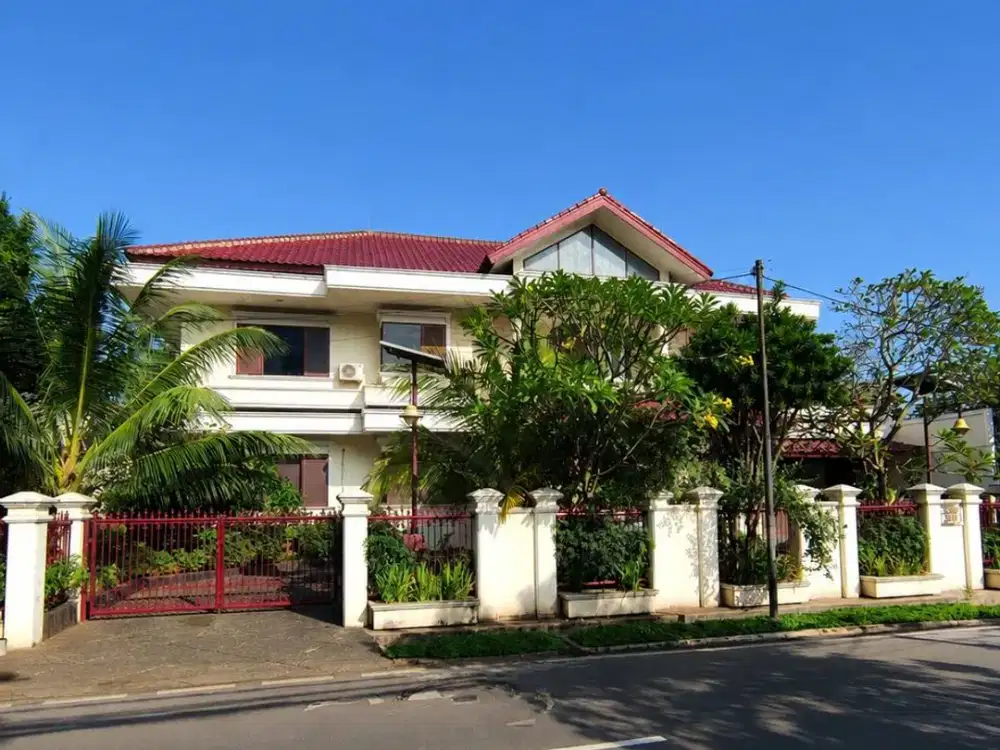 Dijual rumah mewah di jalan intan cilandak barat jakarta selatan