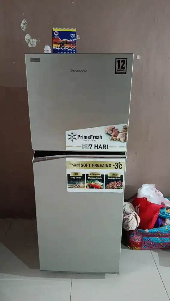 Kulkas 2 pintu panasonic
