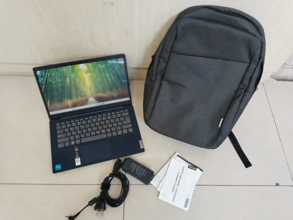 Dijual laptop Lenovo Ideapad Intel core i3 gen 12 Grnsi 5bln lagi muls