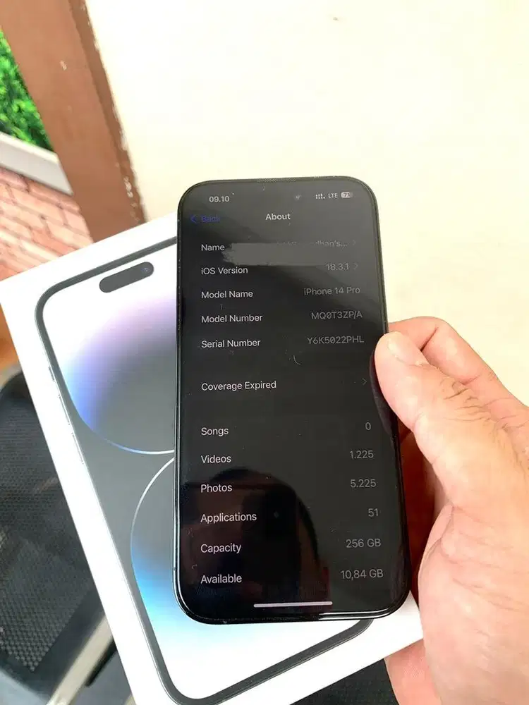 Iphone 14 pro 256gb black fullset tangan pertama