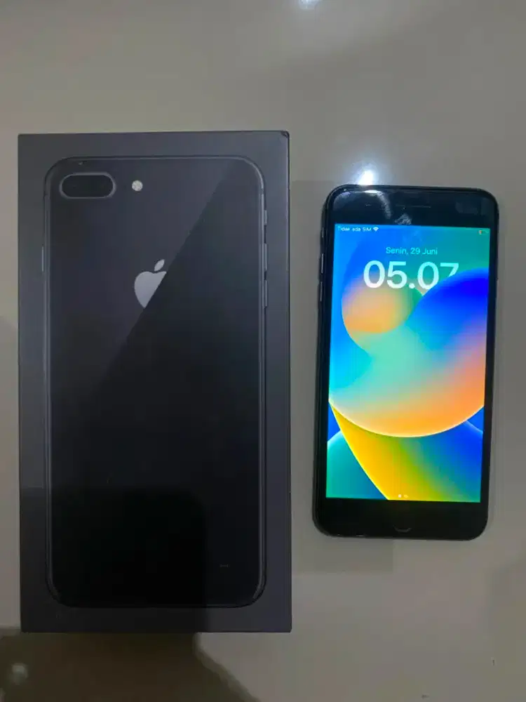 I phone 8 plus kondisi mulus