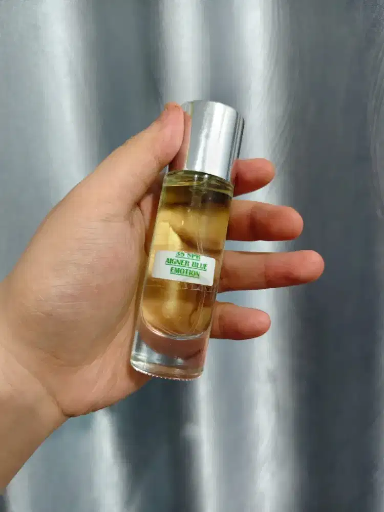 Parfum Wangi Tahan Lama Aroma Fresh Segar Sepanjang Hari