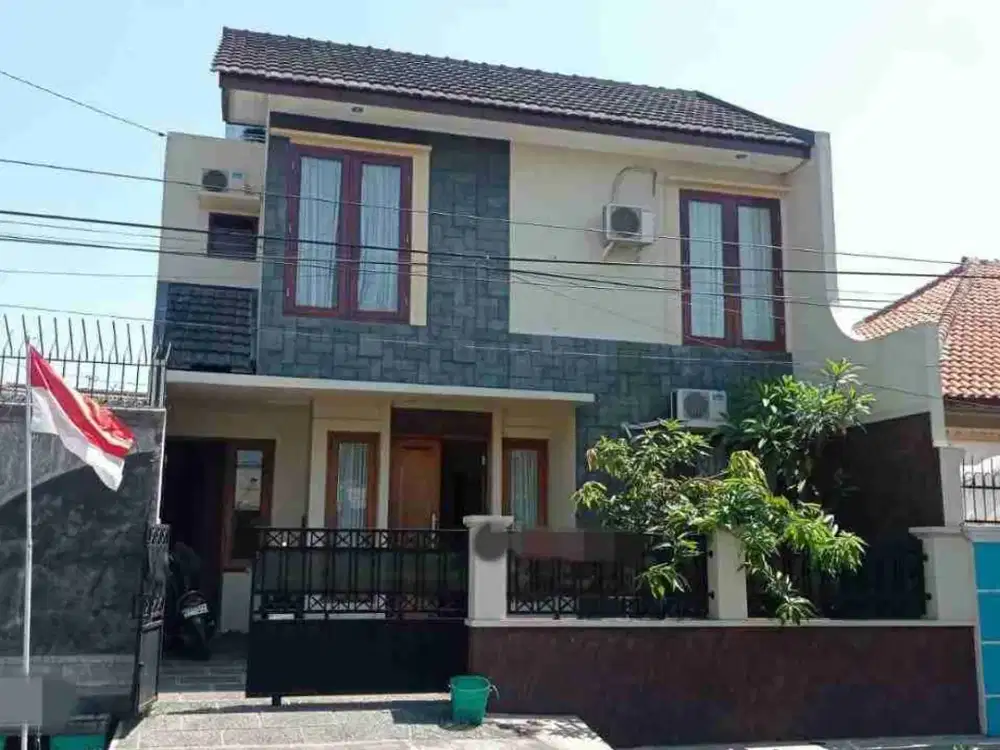 Rumah Bagus 2 Lantai Dekat RS Kustati dan Masjid Asegaf