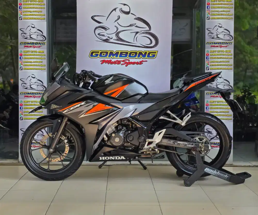 HONDA CBR 150R 2020