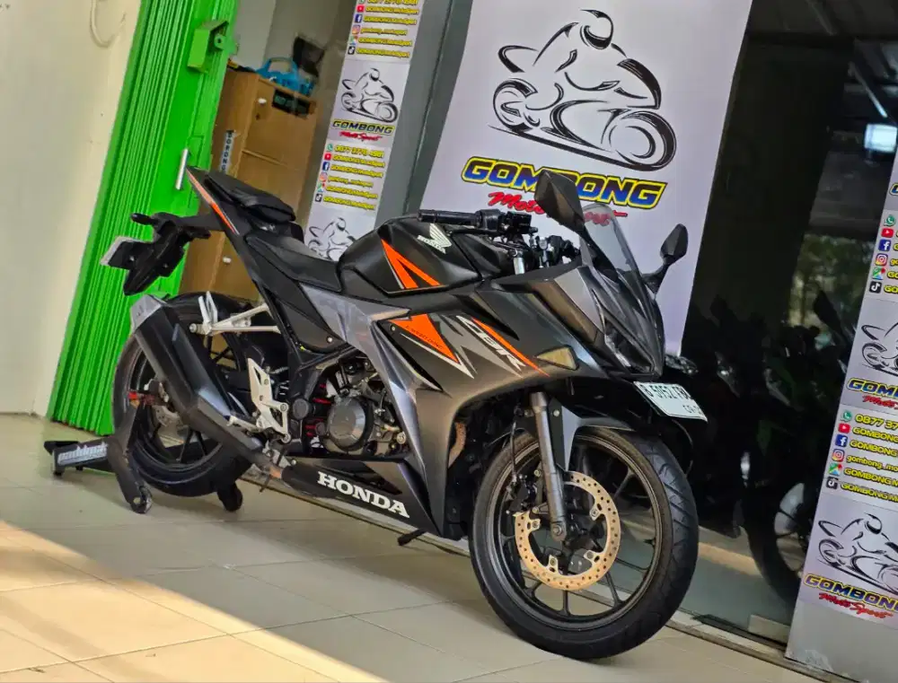 HONDA CBR 150R 2020