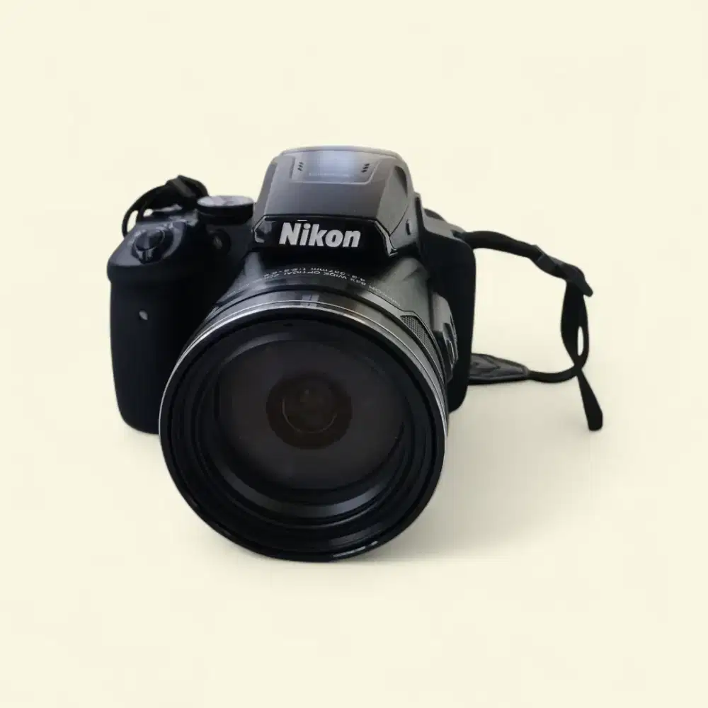 Nikon Coolpix P900 super zoom 83x - Kondisi mulus 90%