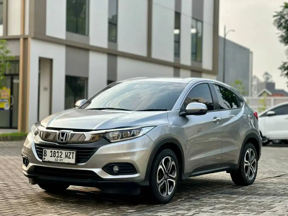HR-V 1.5 E CVT 2019 Low KM Pajak Panjang Mulus Siap Pakai