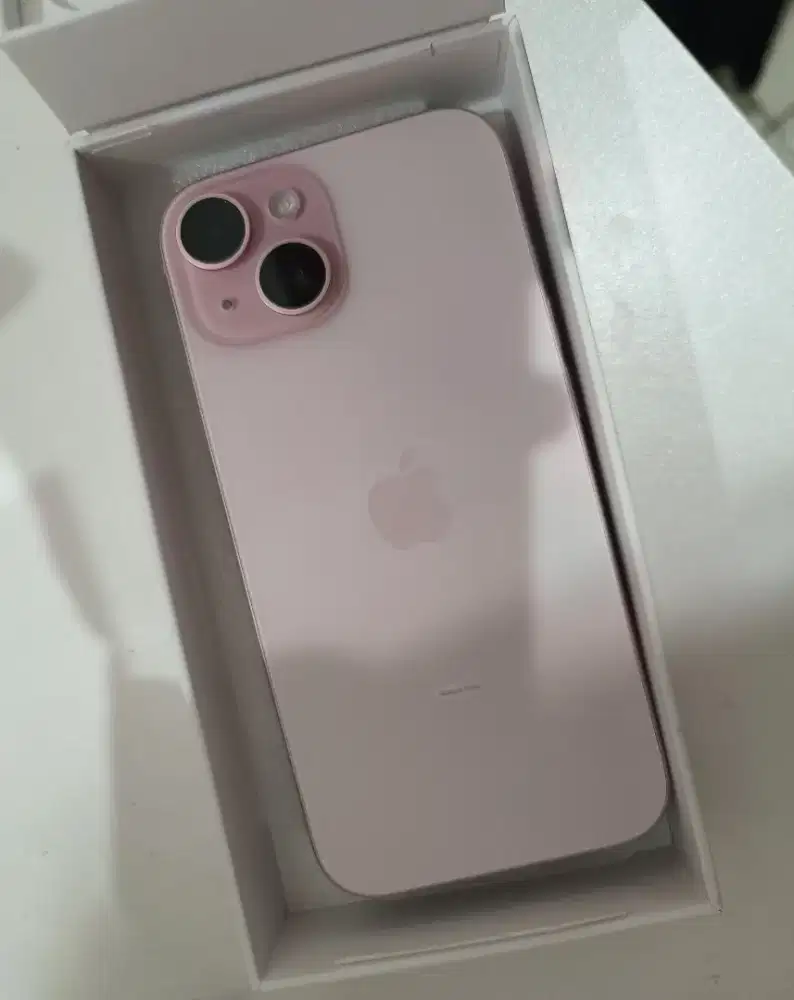 IPHONE 15 128GB IBOX (baru beli dan aktifin 2 minggu)