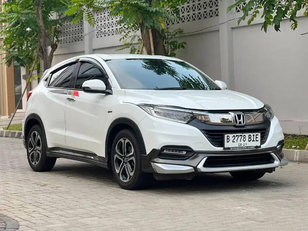 HR-V 1.5 SE Mugen AT 2019 Low KM Mulus Terawat Siap Pakai