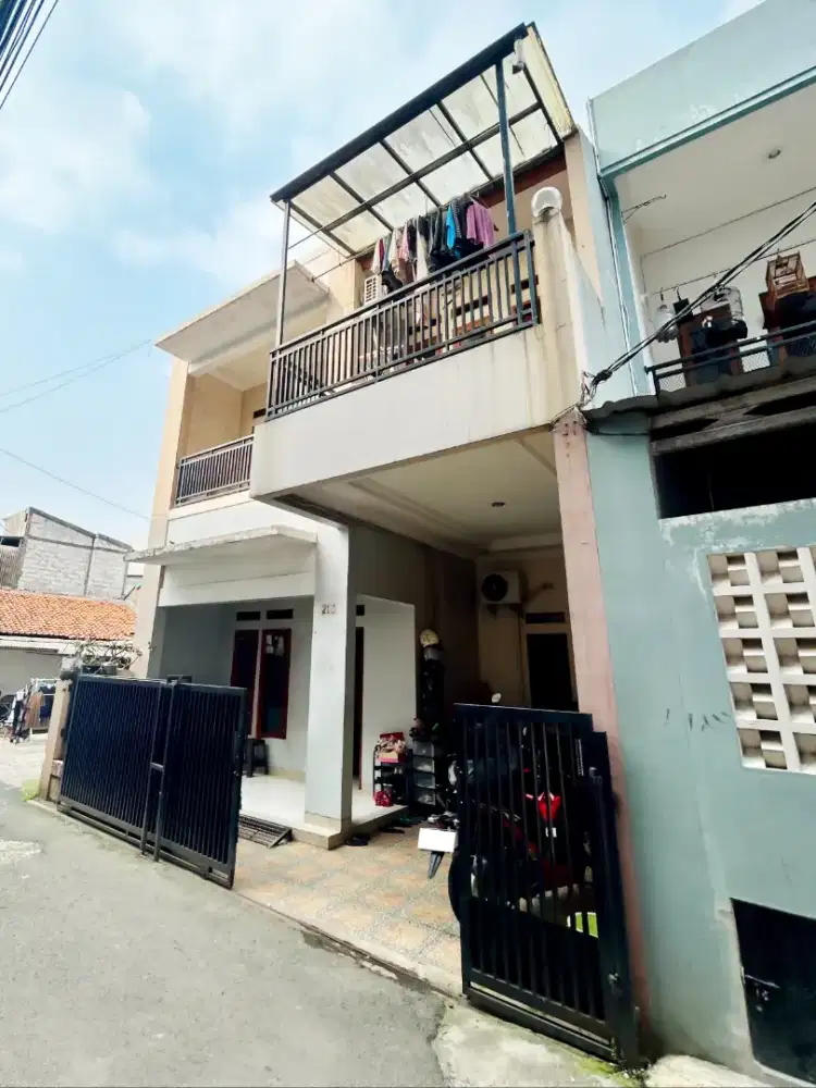 Rumah minimalis 2 lantai