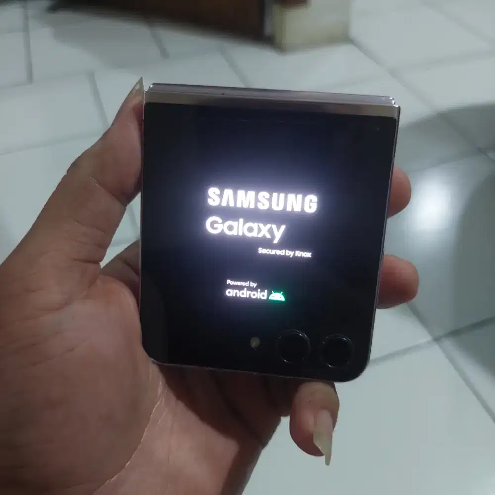 Samsung Z Flip 5 SEIN 256 GB