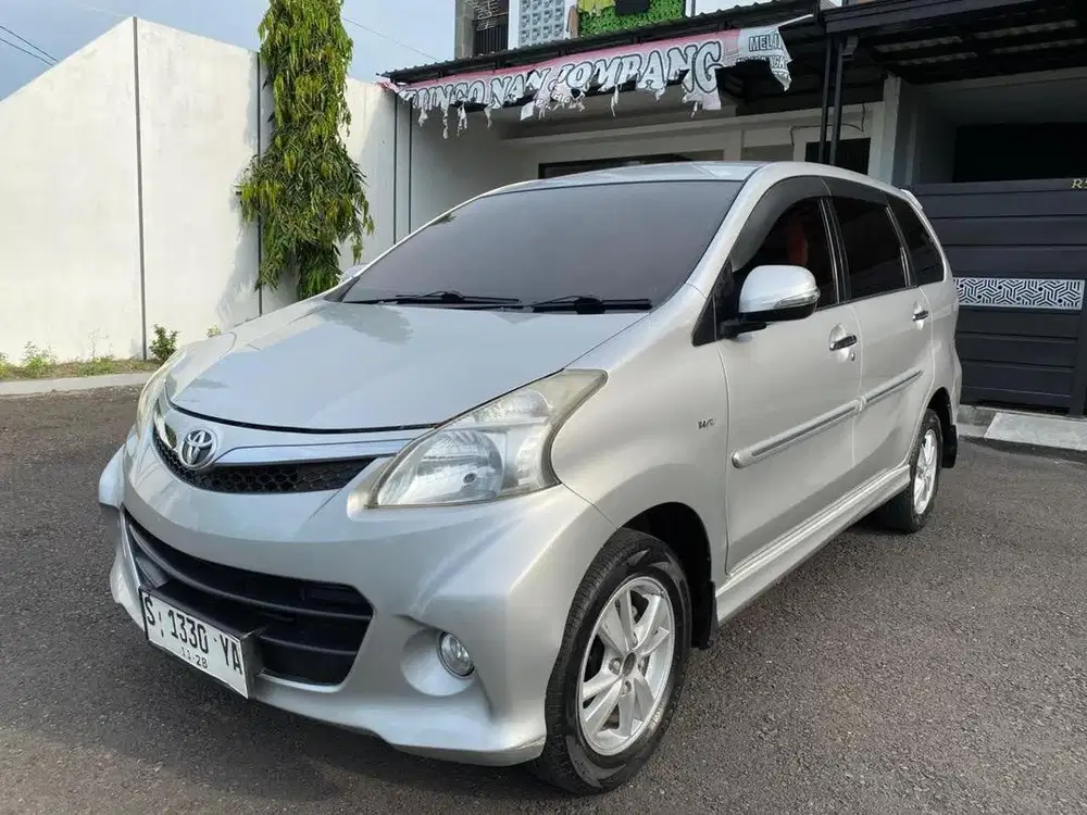 DIJUAL Avanza Veloz 1.5 AT 2013
