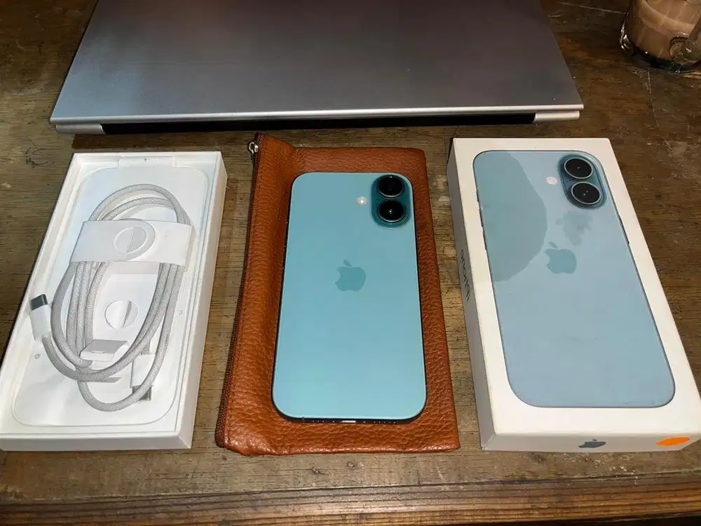 iPhone 16 128 GB Teal Garansi On IBox