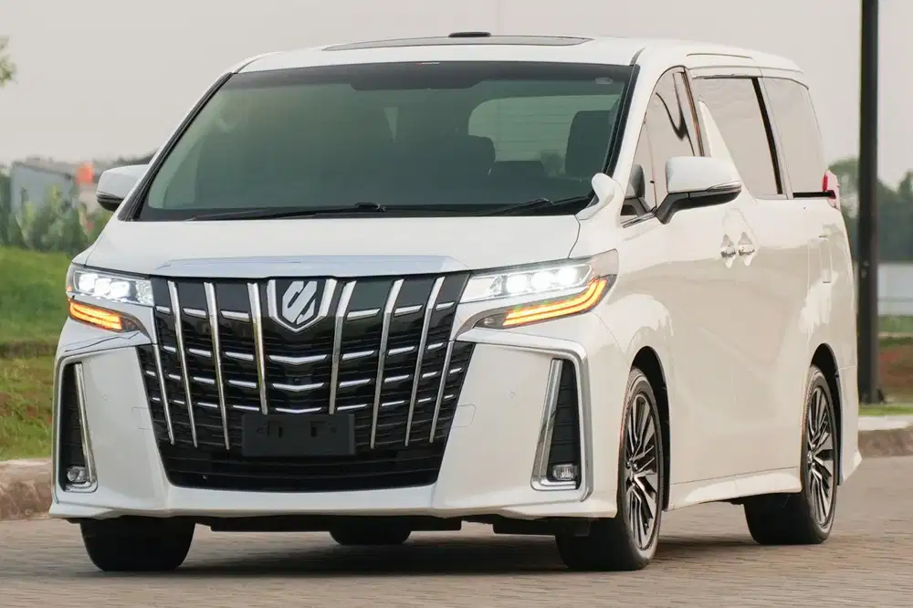 Menang Banyak! Toyota Alphard SC 2.5 CBU JAPAN 2015 Facelift vellfire