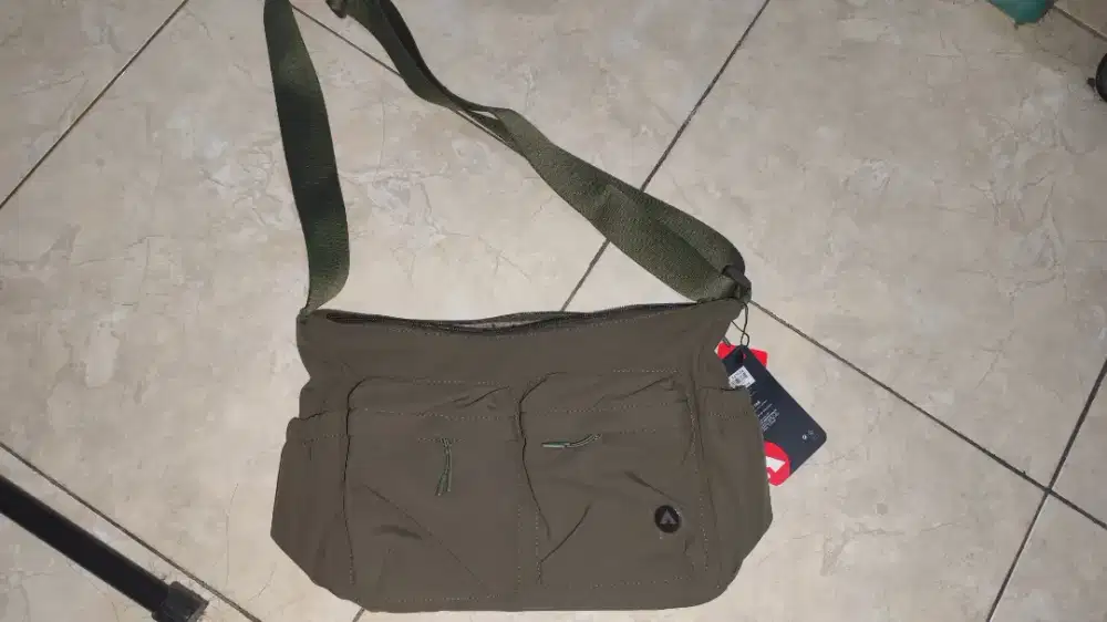 Airwalk Greg Slingbag Olive Original